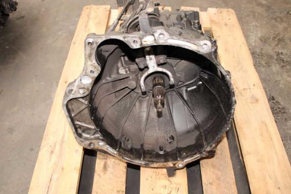 BOITE DE VITESSE MANUEL IVECO - Vue 1